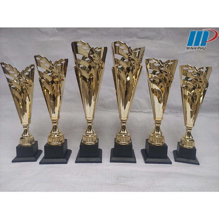 Cup kim loại giá rẻ VN -021- Nhiều kích thước - Chất liệu kim loại sơn mạ màu vàng bóng