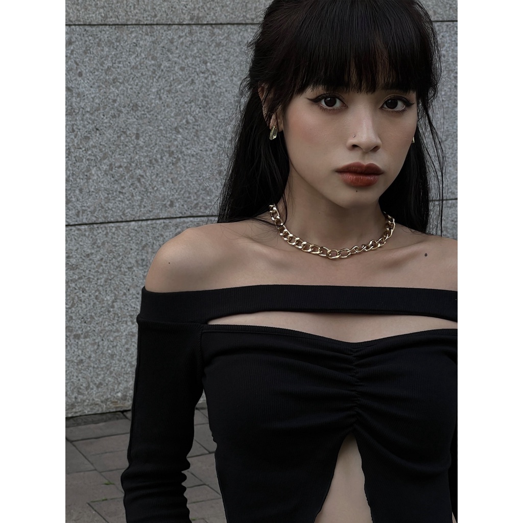 Áo trẹt vai cá tính - Enda Top - DEPASS