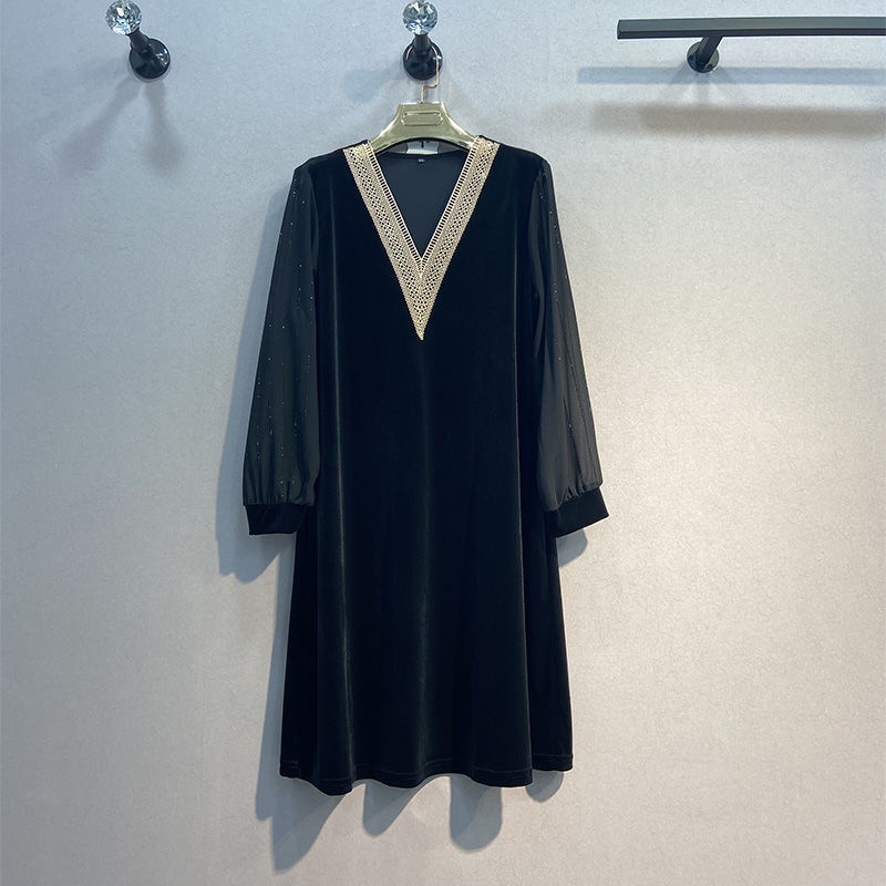 Áo Nhung Phối Ren Cổ Chữ V Dáng Rộng Thời Trang Cho Phụ Nữ Trung Niên Mi