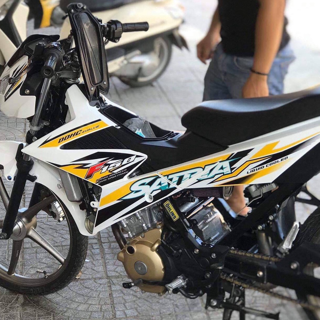 Tem rời dán xe Raider F150 trắng, phối màu vàng đen. Decal cao cấp không bay màu