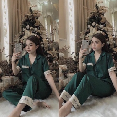 Bộ Pyama lụa mặc nhà họa tiết chữ ký