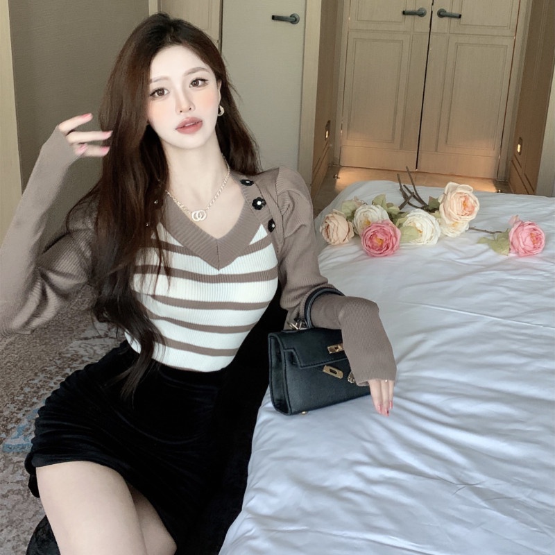 Áo Sweater Dáng Ôm Cổ Chữ V Kẻ Sọc Thời Trang Mùa Thu Cho Nữ