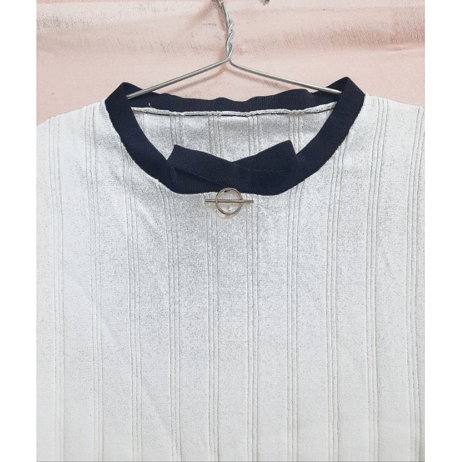 Áo montaghi/len gân/ thun gân trắng viền đen