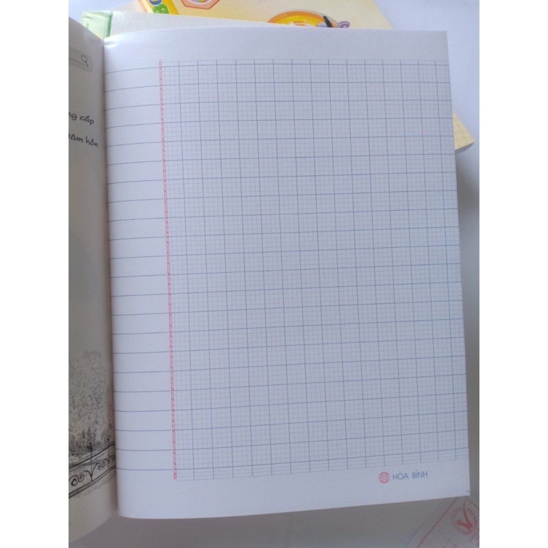 Tập ABC, 5 ô ly, 4 ô ly giấy tốt.