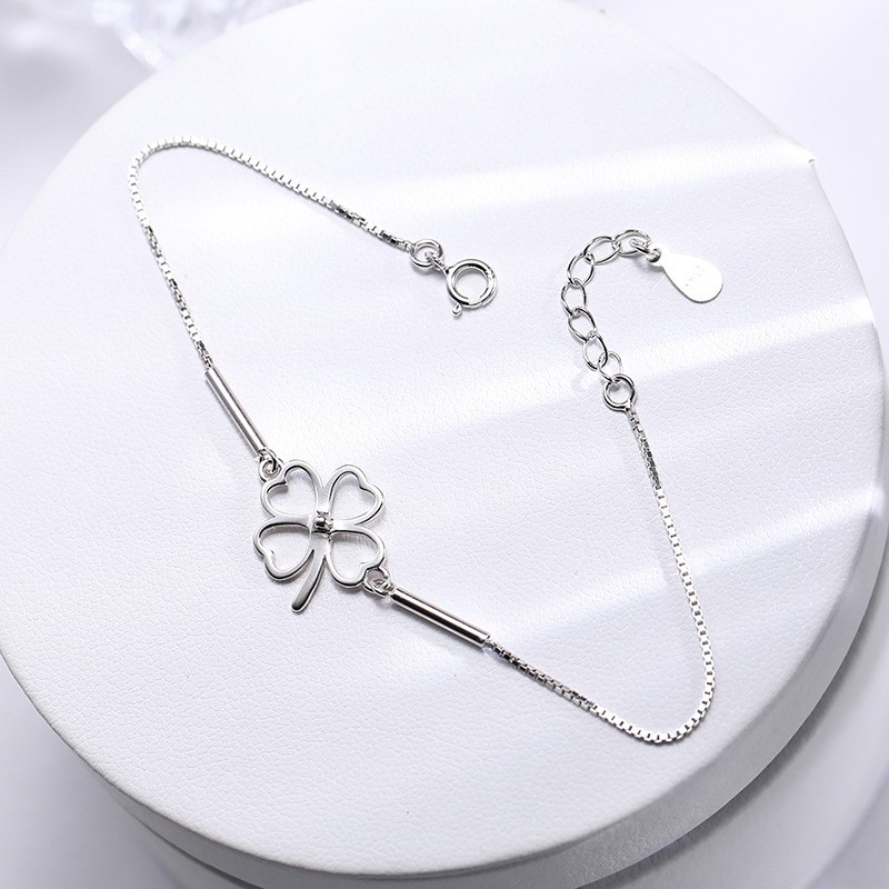 Lắc Tay Nữ Bạc Ý S925 Hình Cỏ 4 Lá May Mắn Cao Cấp L2557 - Bảo Ngọc Jewelry