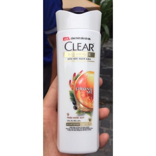 Dầu gội Clear Thảo Dược 170g sạch gàu