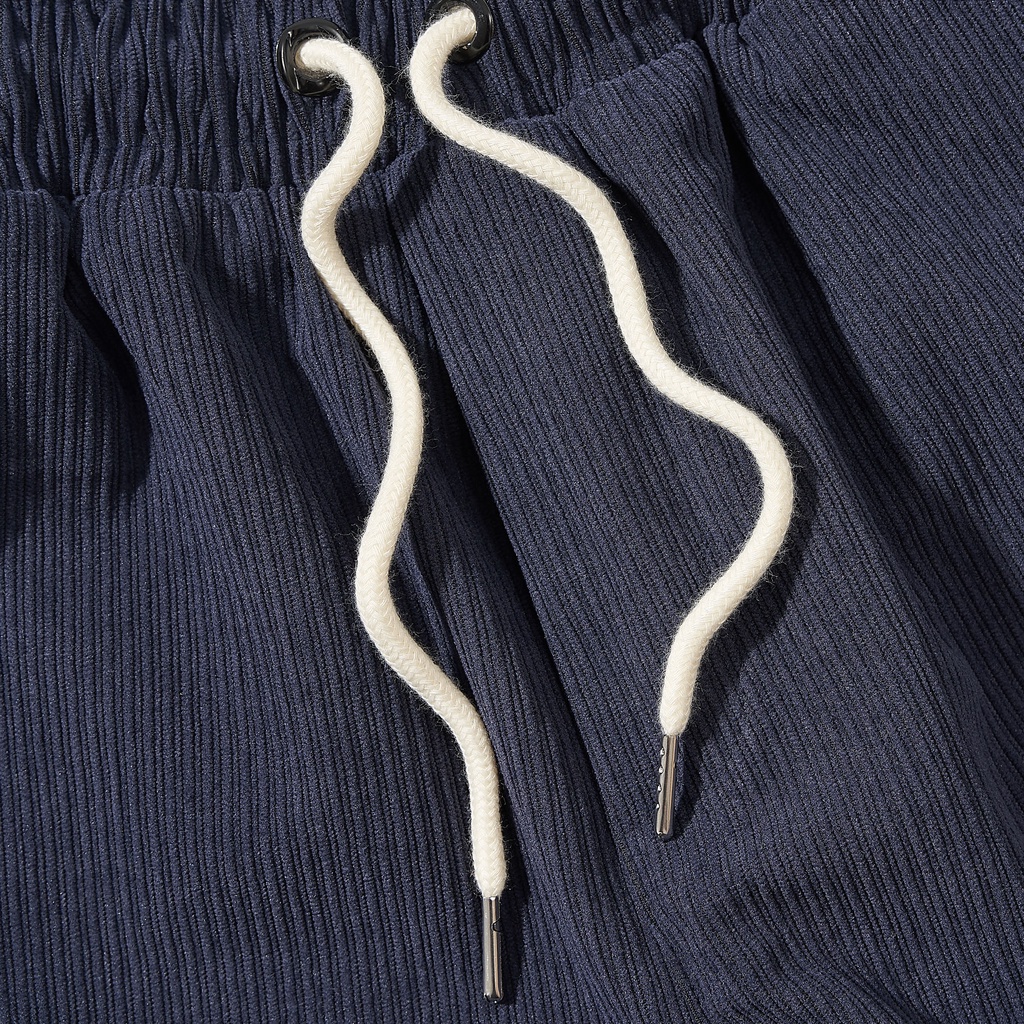 Quần Short Nam Trơn ATINO Chất Liệu Nhung Tăm Dáng Trẻ Trung Form Regular QS6.1424