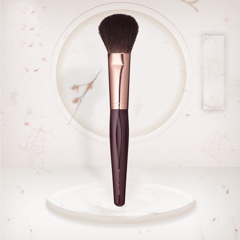 Cọ Trang Điểm Bronzer Charlotte Tilbury