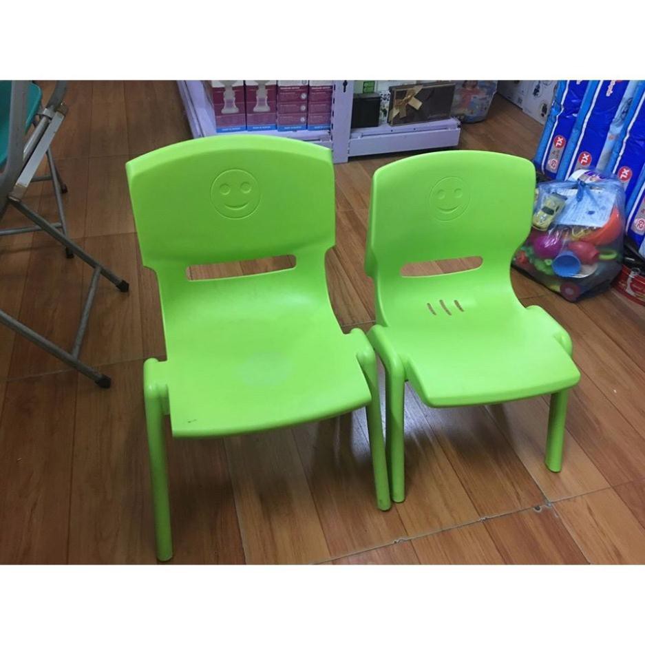 Ghế nhựa mầm non việt nhật 970. Siêu dày loại 1