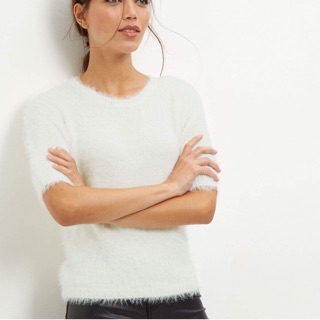 Áo len lông thỏ Newlook