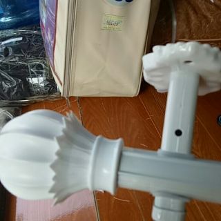 Thanh treo rèm dài 1m 6 có giá đỡ, vít nở