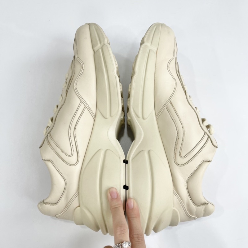 Giày thể thao Gucci Rhyton fake logo size 7G
