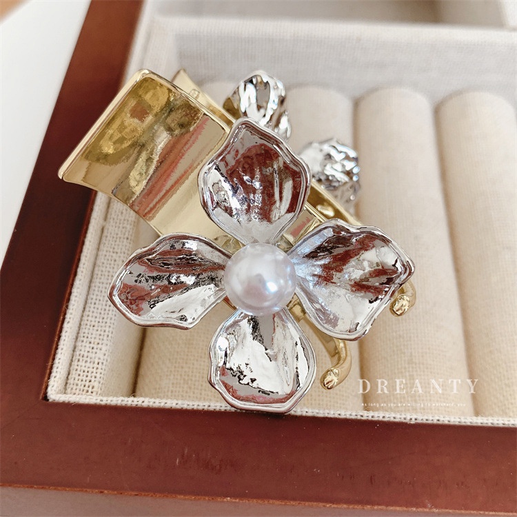 Kẹp Tóc Hình Hoa Đính Ngọc Trai Đơn Giản Thời Trang Cho Nữ