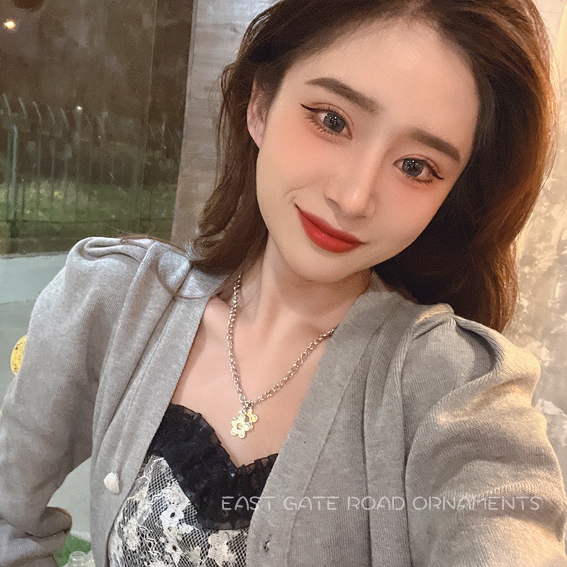 Vòng cổ Hình Bông Hoa Màu Tương Phản Phong Cách Hàn Quốc Đơn Giản