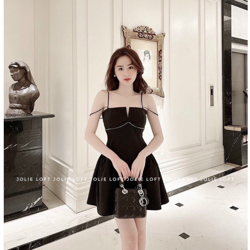 Đầm nữ cúp ngực 2 dây tùng xòe xinh xắn dạo phố, dự tiệc