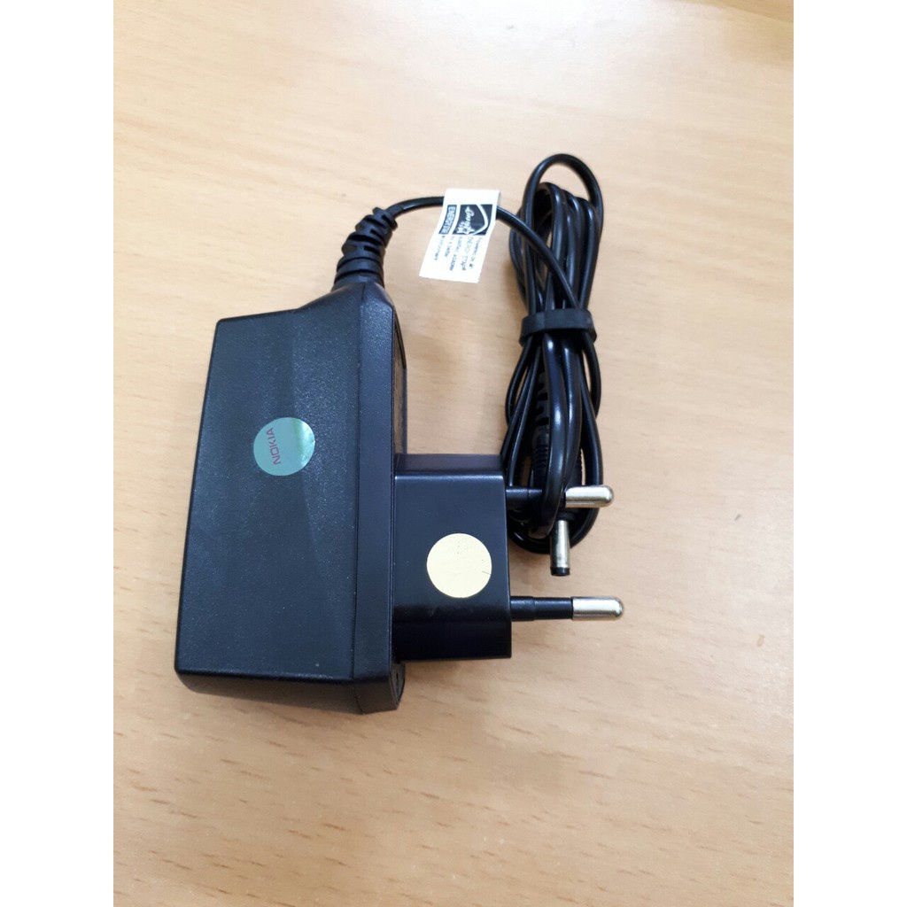 Sạc Nokia chân to dùng cho máy 110i, 1110i