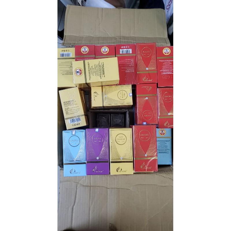 Nước hoa cho khách