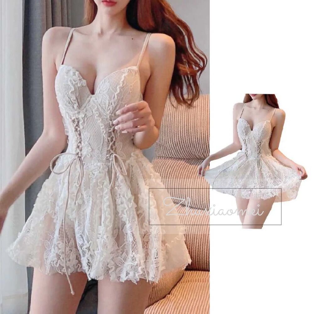 Bộ Đồ Bơi Một Mảnh Hai Dây Dáng Ôm Phong Cách Thời Trang Mùa Xuân