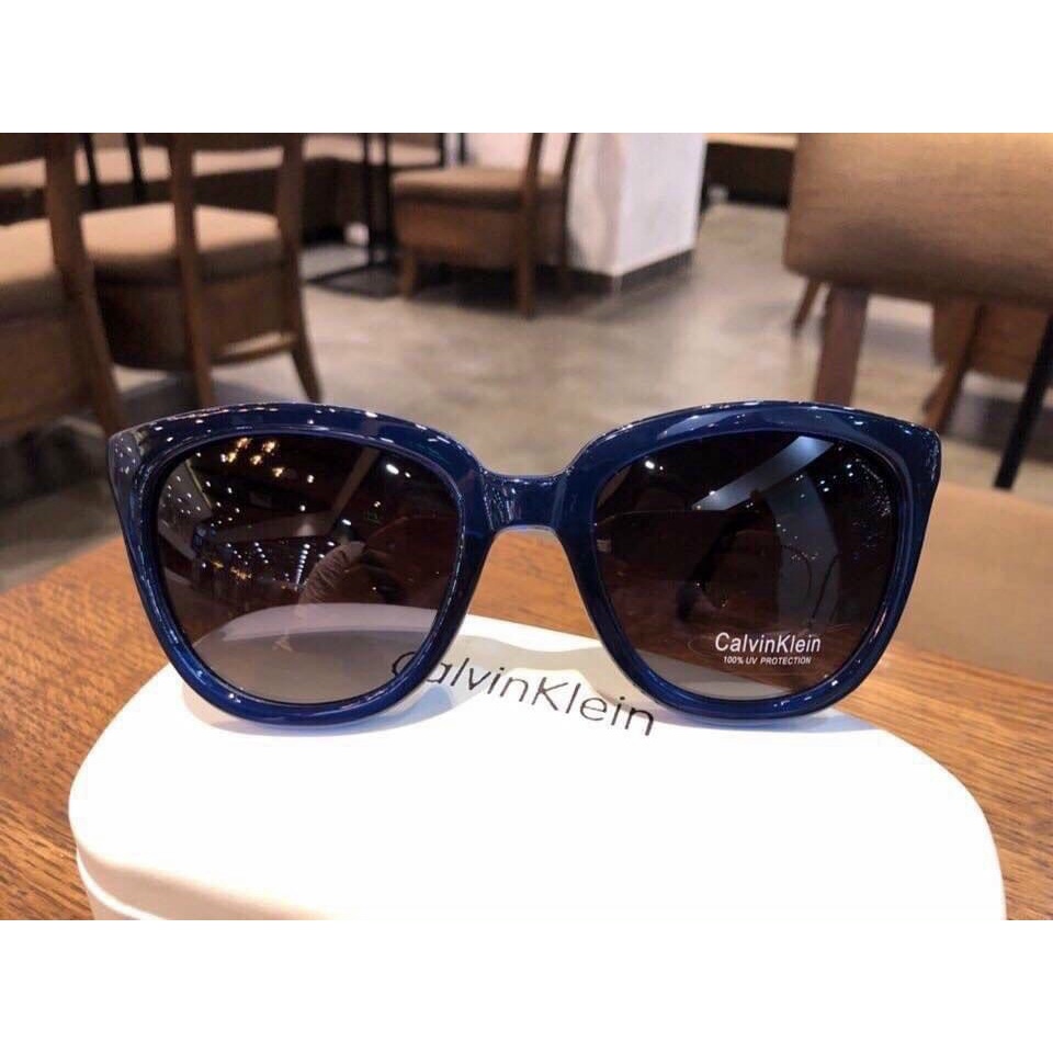 Kính Calvin Klein