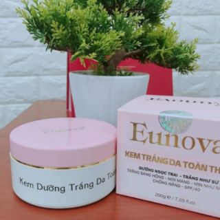 Dưỡng trắng da body Eunova