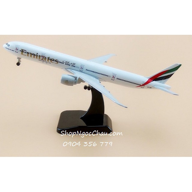 Mô hình máy bay tĩnh B777-300ER Emirates 20cm có bánh xe