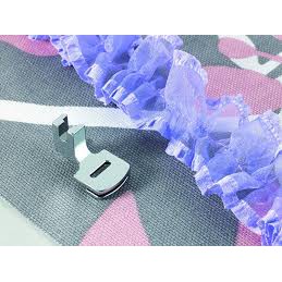 Chân vịt nhúng bèo, chân vịt may bèo áo đầm