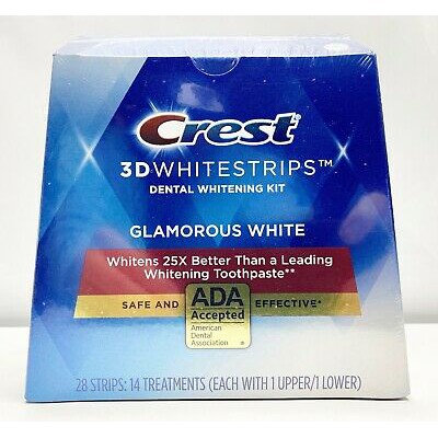 Một Miếng dán trắng răng Crest 3D White Glamorous White Whitestrips