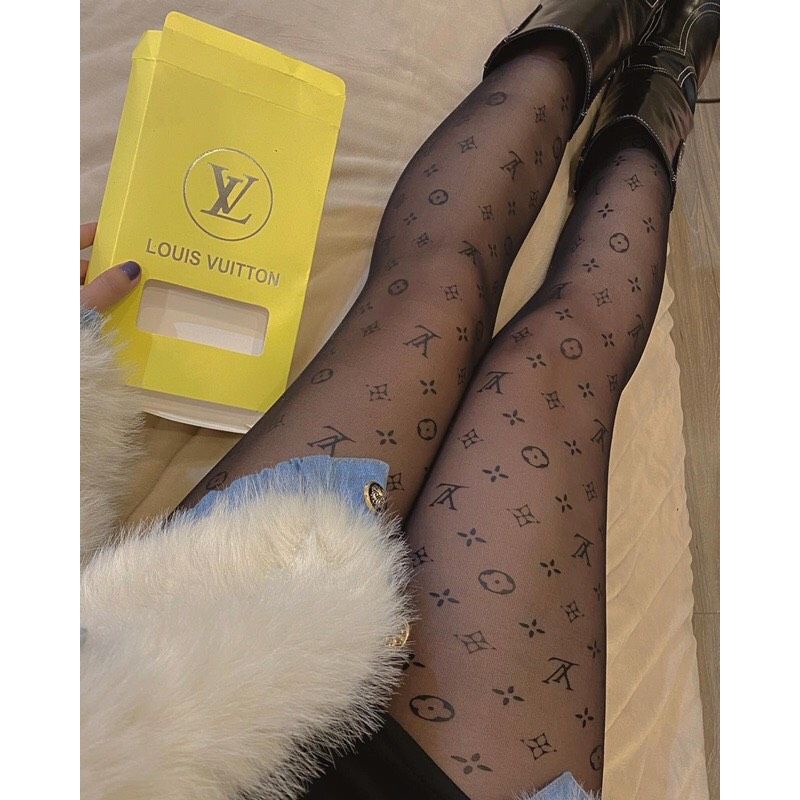 Quần tất chữ nhỏ L.v