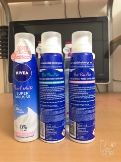 BỌT RỬA MẶT TRẮNG DA SẠCH NHỜN NIVEA SUPER MOUSSE