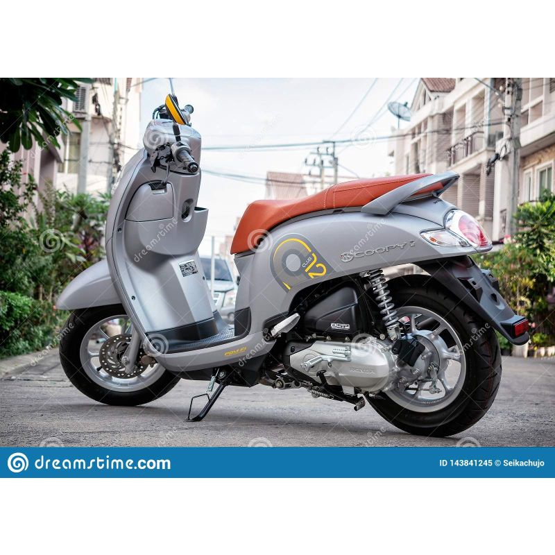 Tem Scoopy Club12_2018 màu Bạc nhám