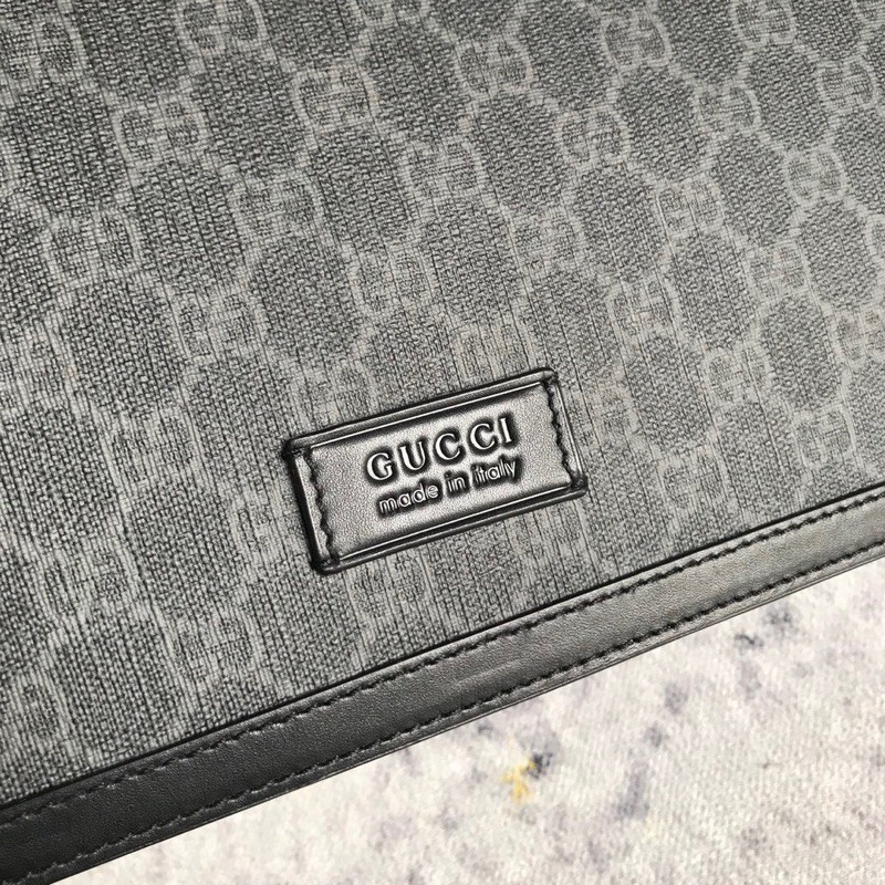 túi cặp đeo chéo in logo chữ khoá cúc nam châm gucci gC gG