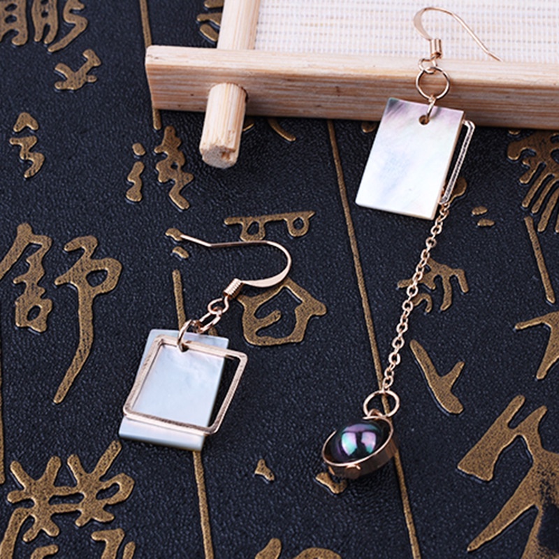 Một Bộ Sưu Tập Hoa Tai Dáng Dài Tua Rua Hình Học Phong Cách Sành Điệu