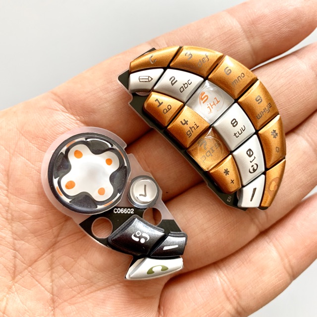 Bộ bàn phím điện thoại cổ Nokia Ngage QD zin mới | BigBuy360 - bigbuy360.vn