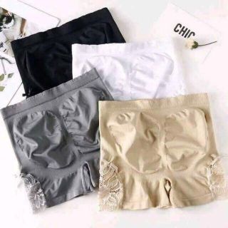 QUẦN MẶC TRONG VÁY NÂNG MÔNG PHA REN