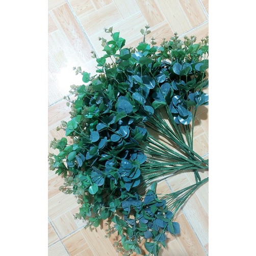 1 CỤM LÁ TÁO 16 NHÁNH DÙNG ĐIỂM CHO BÓ HOA SÁP ,HOA LỤA TRANG TRÍ NHÀ CỬA