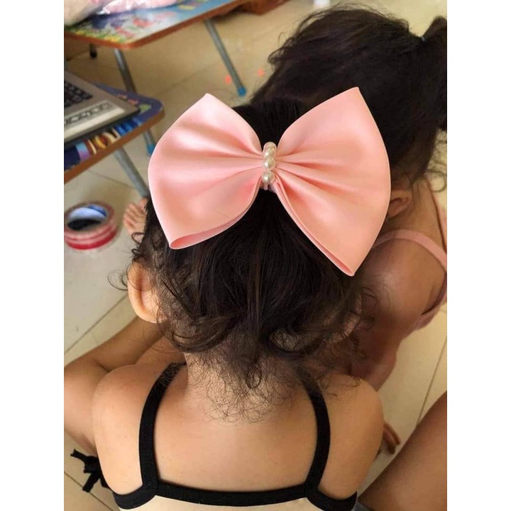 kẹp tóc nơ phong cách tiểu thư cho bé