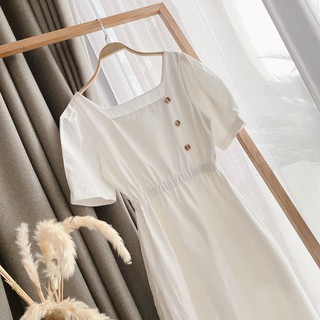 ĐẦM MIDI TRẮNG CỔ VUÔNG NÚT LỆCH BO EO