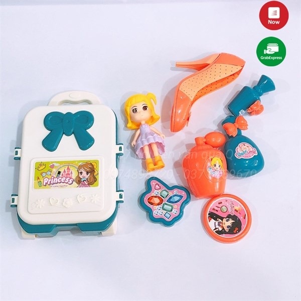 Đồ chơi búp bê kèm vali kéo chứa phụ kiện trang điểm và chiếc giày xinh xắn