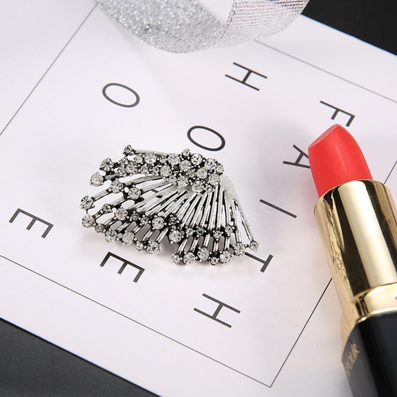 Youyo Bông Tai Hình Quạt Đính Kim Cương Cổ Điển Sáng Tạo Cá Tính Dành Cho Nữ