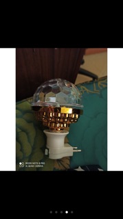 Đèn led chớp 7 màu xoay tròn