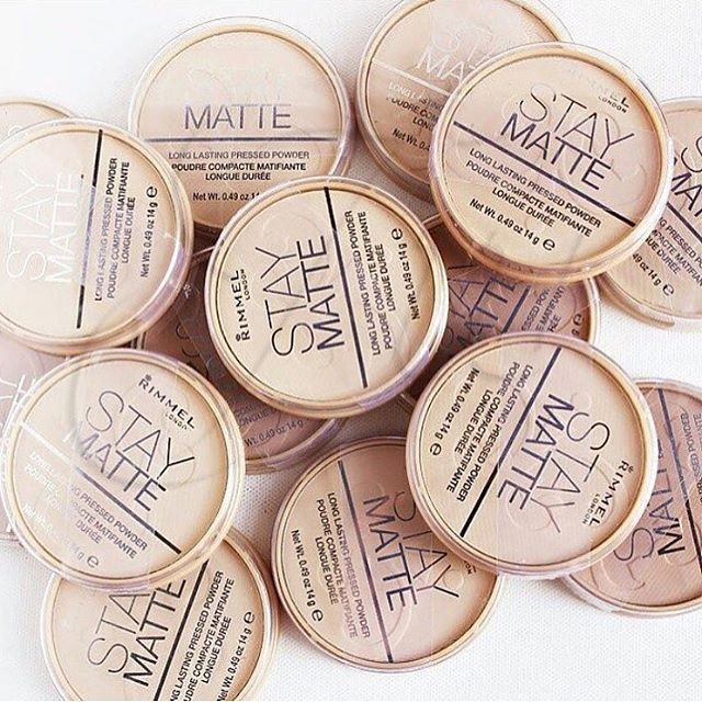 PHẤN PHỦ KIỀM DẦU RIMMEL LONDON STAY MATTE LONG LASTING PRESSED POWDER