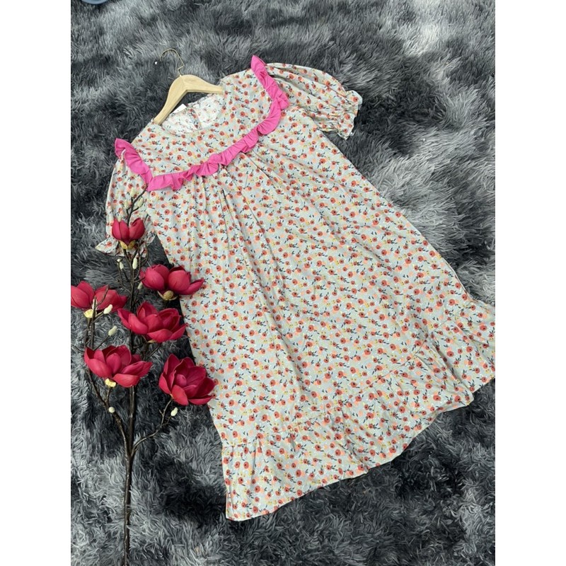 Váy Hoa VinTage Hoa Chân Bèo Phối Viền Cổ From To | BigBuy360 - bigbuy360.vn