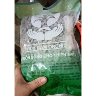 Túi 1kg phân dê tặng kèm lưới bọc giá Hủy Diệt