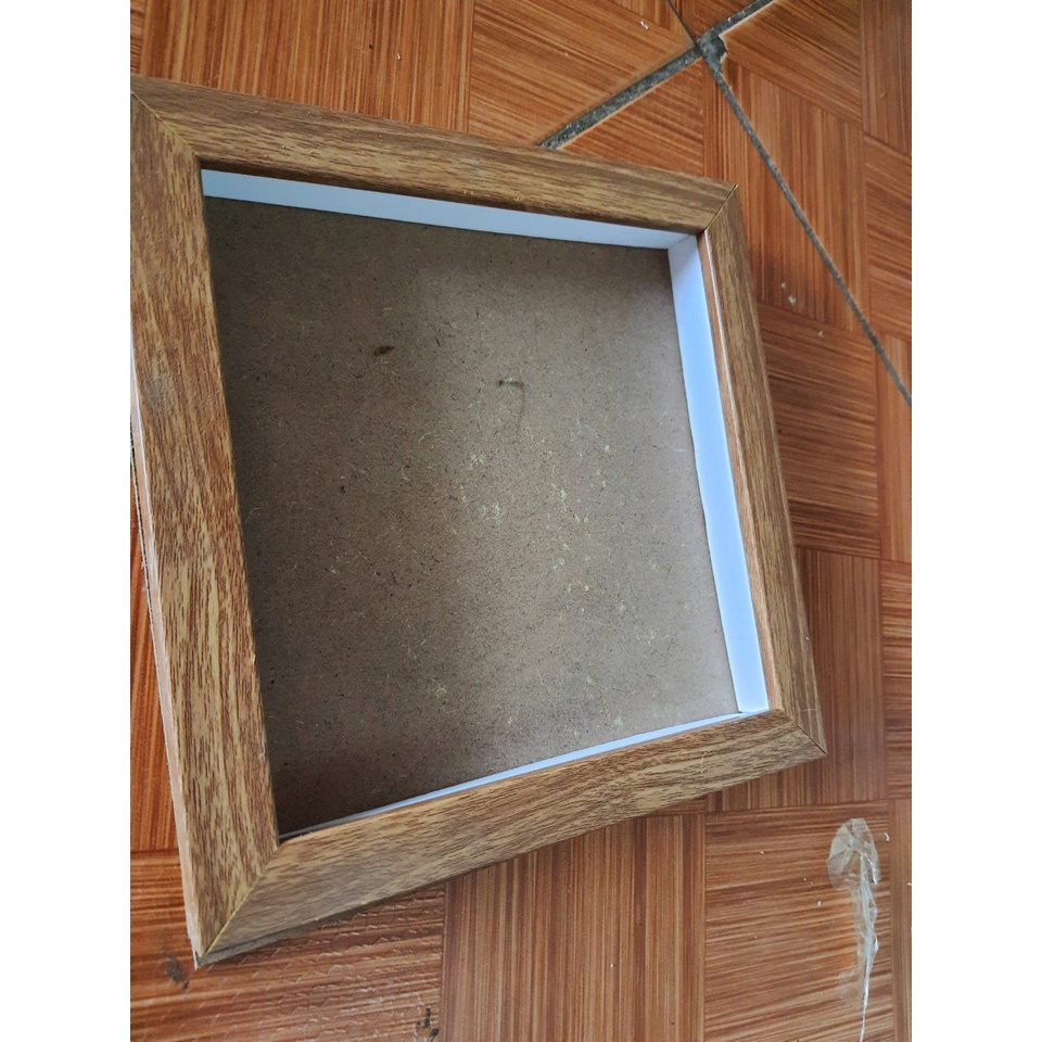 Khung 3D sâu 1.5cm size lòng 30*30/ 30×40  móc treo, chưa trang trí