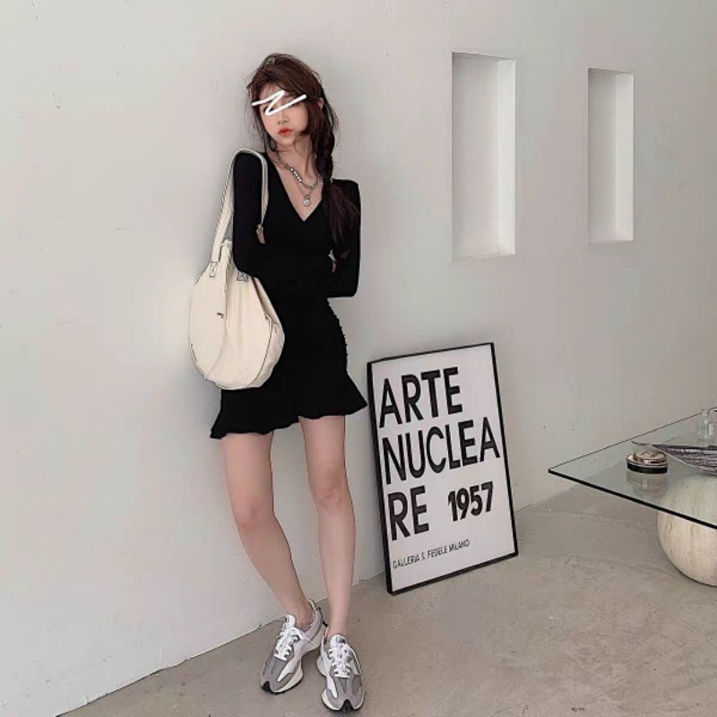Đầm body ôm cổ V đuôi cá nhún , siêu tôn dáng
