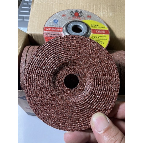 Đá mài sắt 1 tấc sư tử lionking màu đỏ kích thước 100x6x16mm