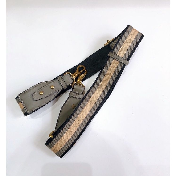 T718 - Túi da cnk vuông