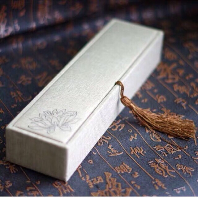 Trâm cổ trang cao cấp đính hoa nhuỵ đỏ