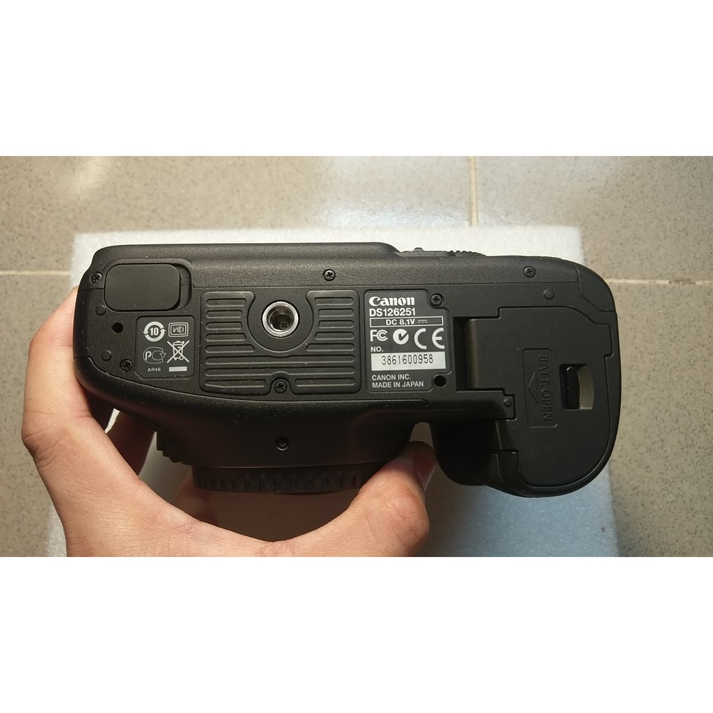 Máy Ảnh ống kính rời kĩ thuật số  Canon 7D rất đẹp, 7k shot , nguyên zin . | BigBuy360 - bigbuy360.vn