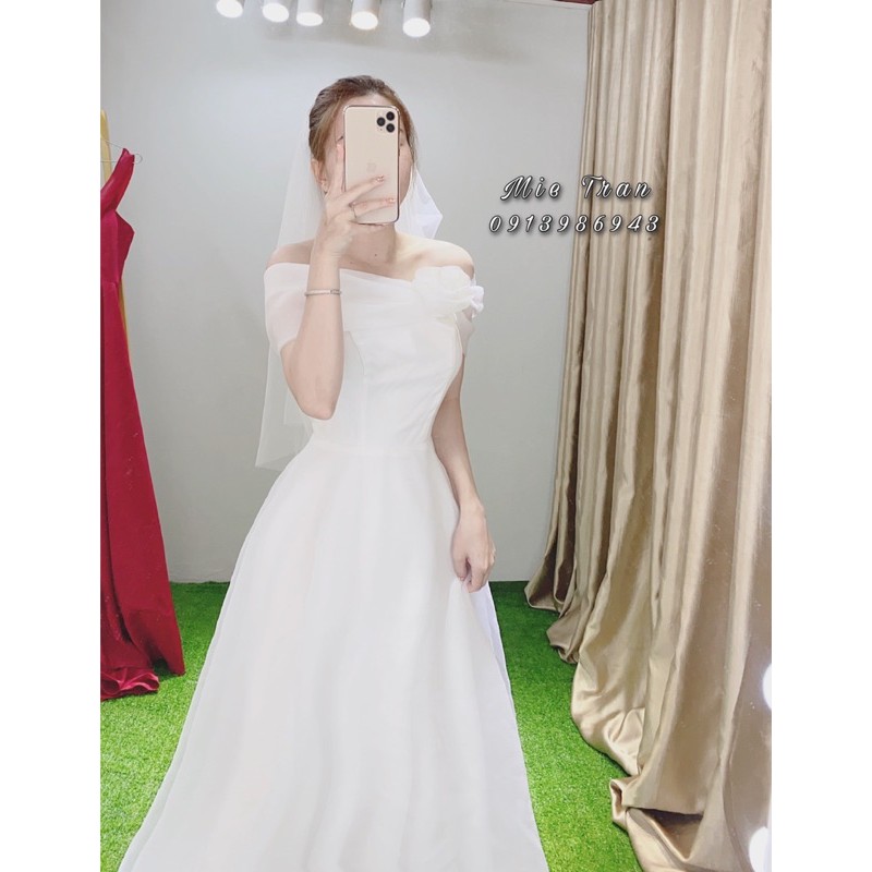 váy cưới cô dâu, đầm cô dâu đi bàn/màu trắng đỏ hồng